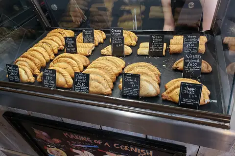 Rose Bakers & Confectioners photo 3