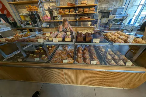 Rose Bakers & Confectioners photo 1